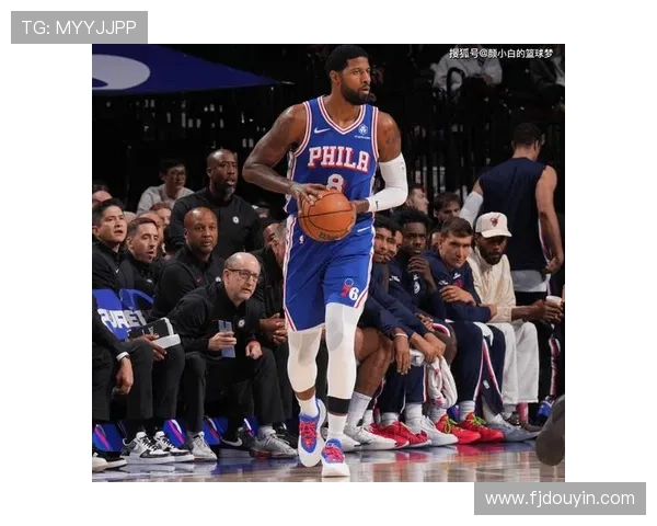 保罗乔治首秀表现平平仅得9分7板3助2帽全场限制在9分内